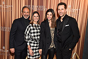 Sanjiv Singh (Business Director Value Retail Management Germany GmbH, Ingolstadt Village) und Frau Funda Vanroy mit Alexander Mazza und Frau Viola Mazza Ingolstadt Village Value Retail Ballettabend "Der Nussknacker"  / Foto: BrauerPhotos / G.Nitschke